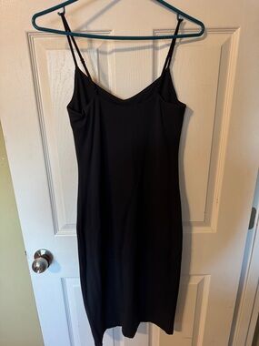 Aritzia contour dress